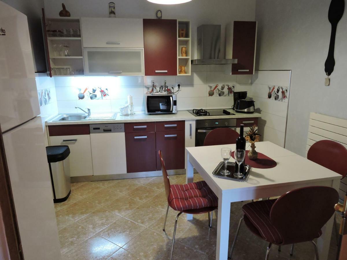 Apartments Perla Biograd Na Moru Buitenkant foto
