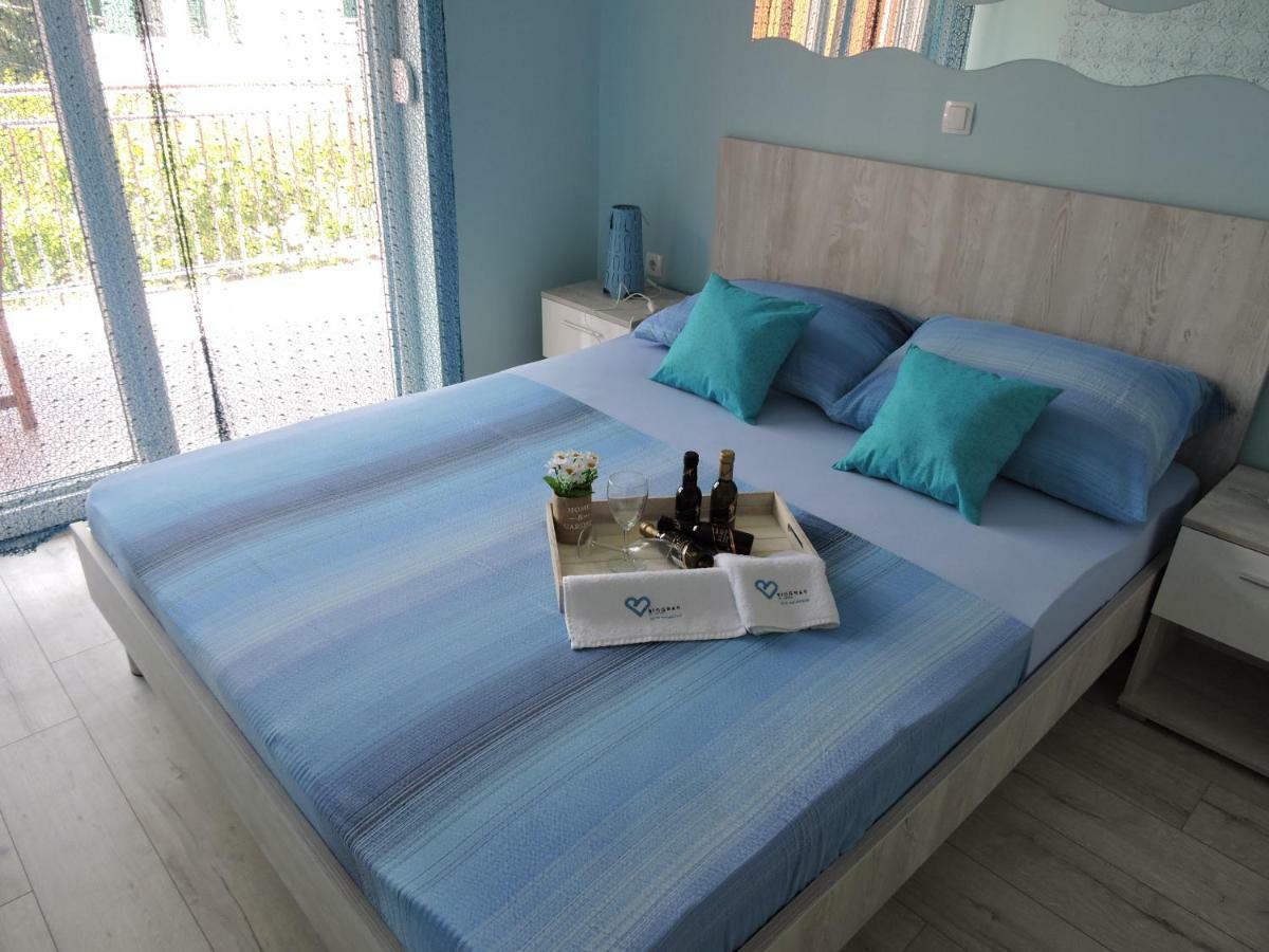 Apartments Perla Biograd Na Moru Buitenkant foto