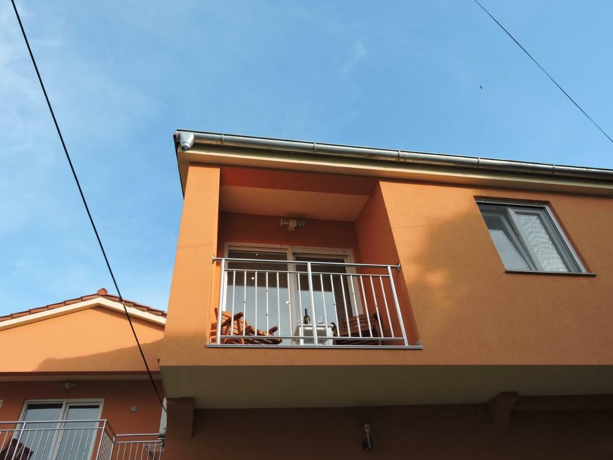Apartments Perla Biograd Na Moru Buitenkant foto